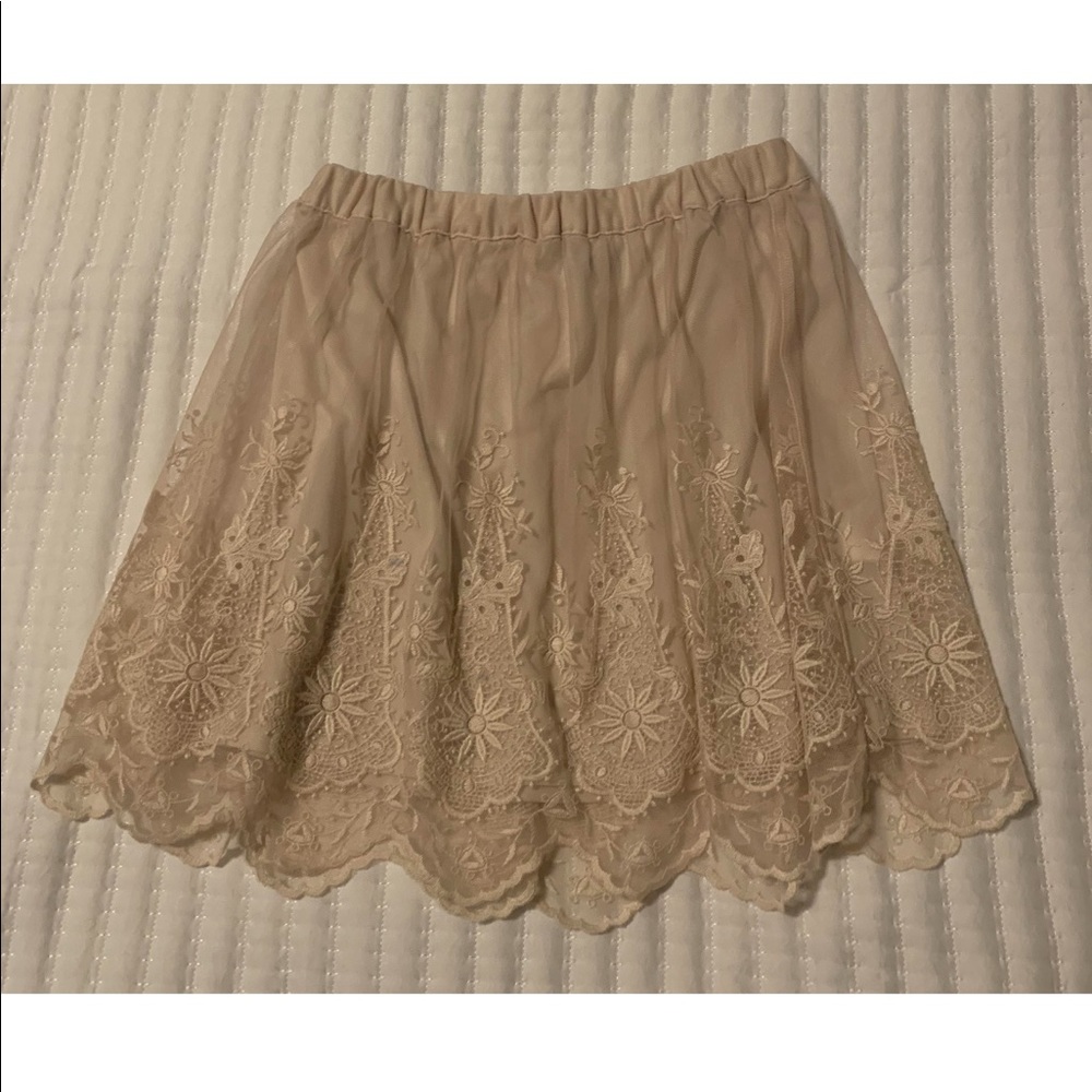 Divided Embroidered Skirt